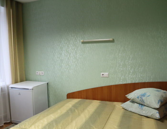 Стандартный 1-местный Кинг Сайз корпус 3 с доп. местом - Санаторий «Летцы»